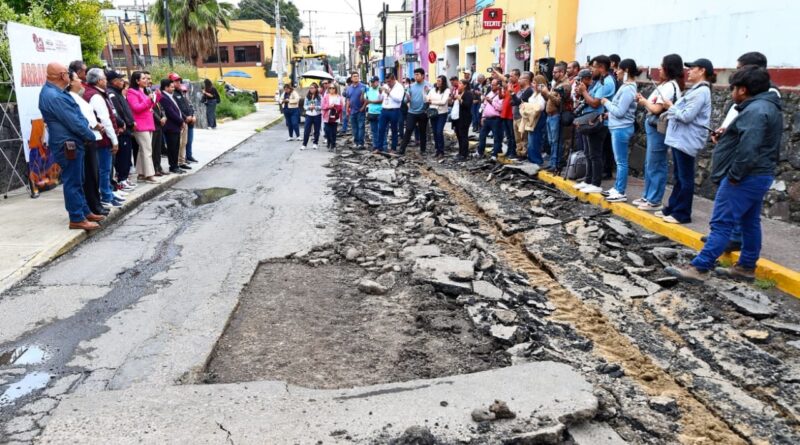 Tonantzin Fernández dio el banderazo de inicio a la rehabilitación de la calle 10 oriente