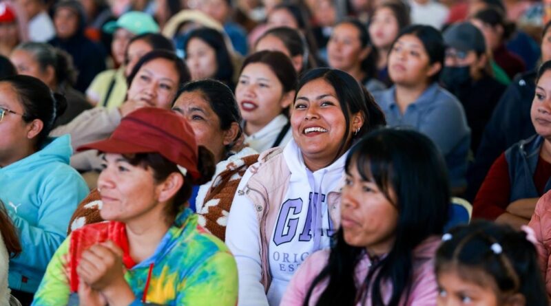 Impulsa Lupita Cuautle autonomía económica de las mujeres sanandreseñas